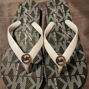 Michael Kors Flip flop sandals